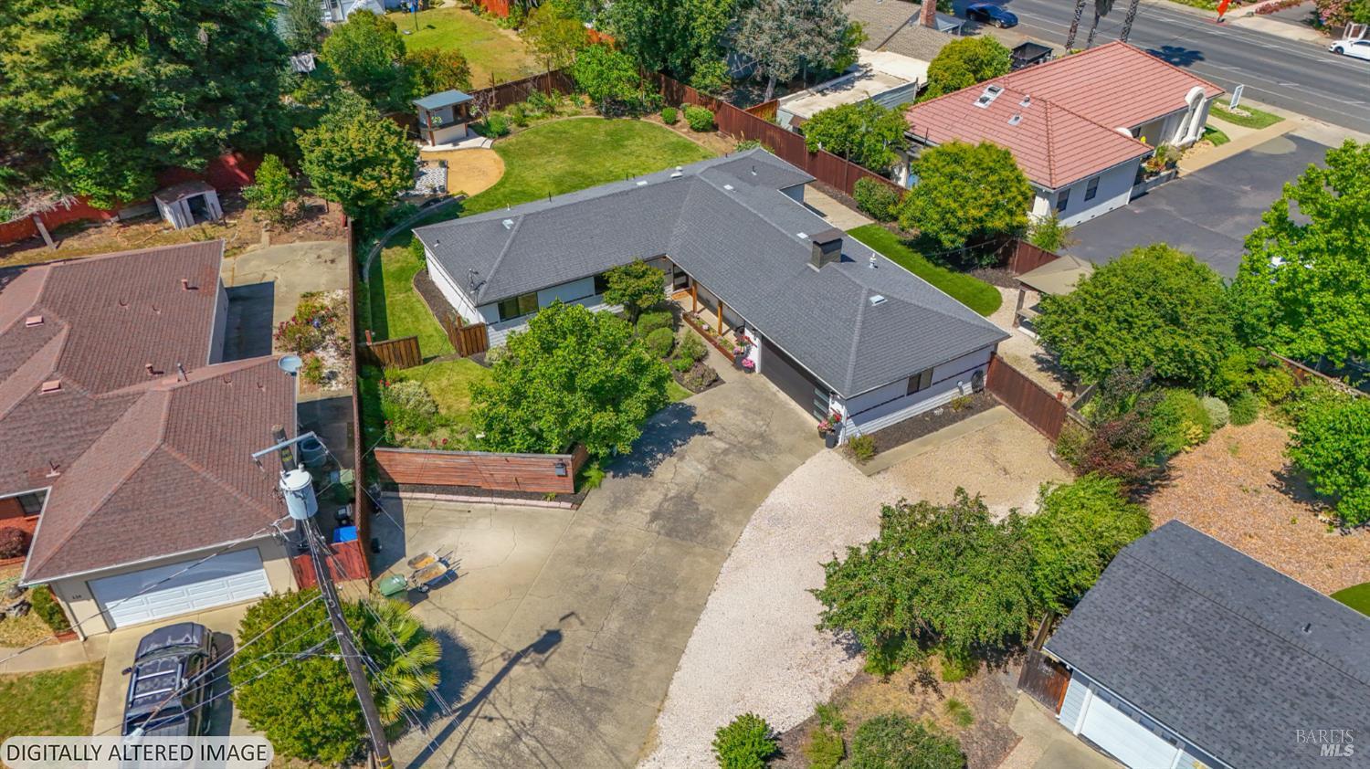 715 Pomolita Way Ukiah CA 95482