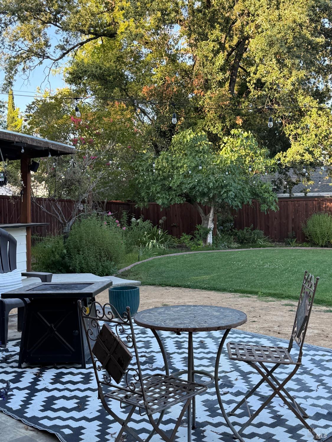 715 Pomolita Way Ukiah CA 95482