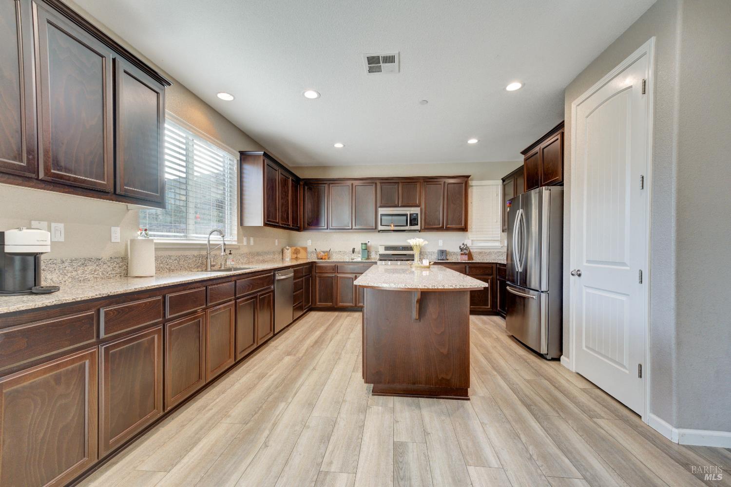 2189 Yellow Rose Circle Fairfield CA 94534
