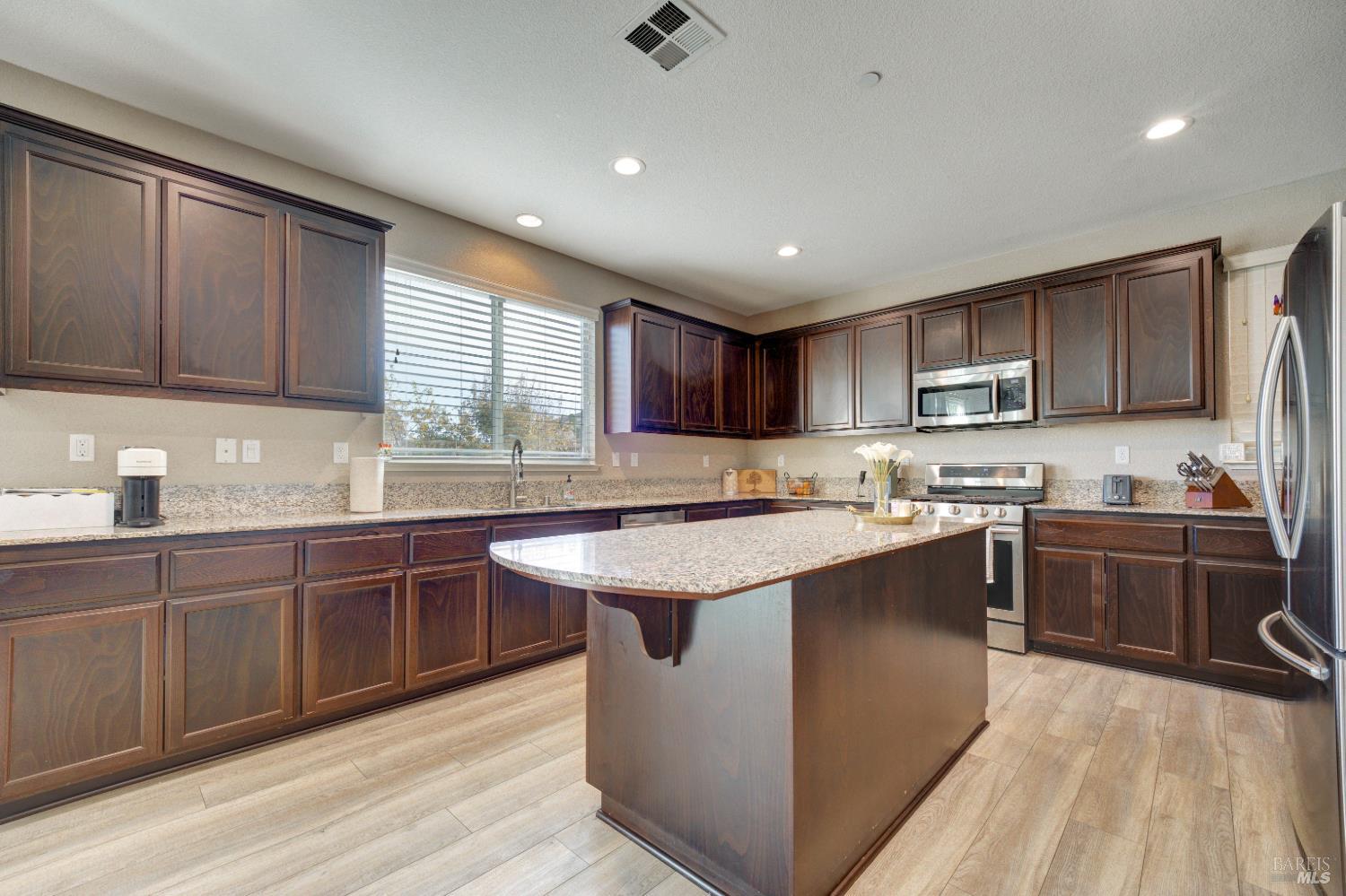 2189 Yellow Rose Circle Fairfield CA 94534