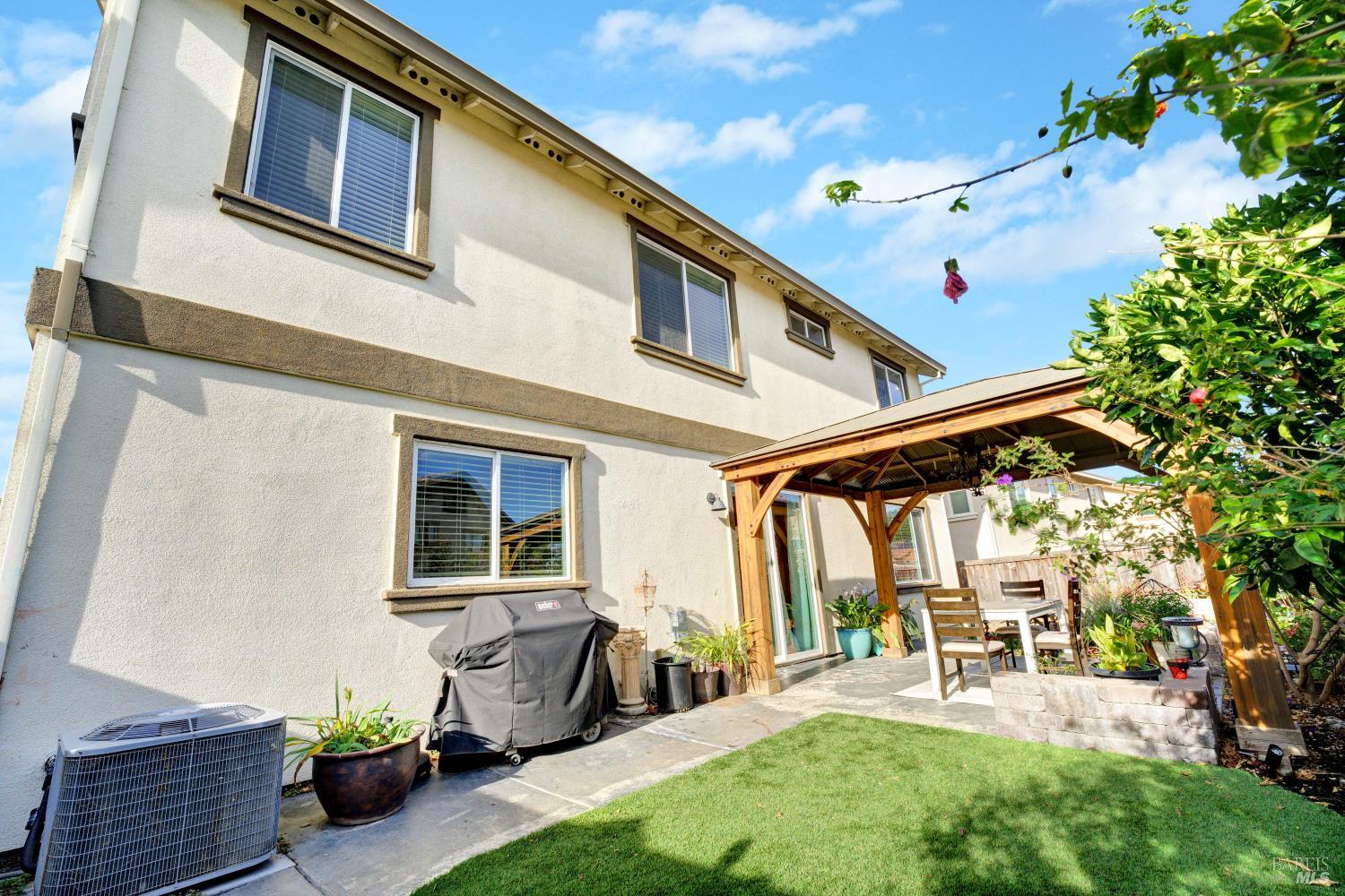2189 Yellow Rose Circle Fairfield CA 94534