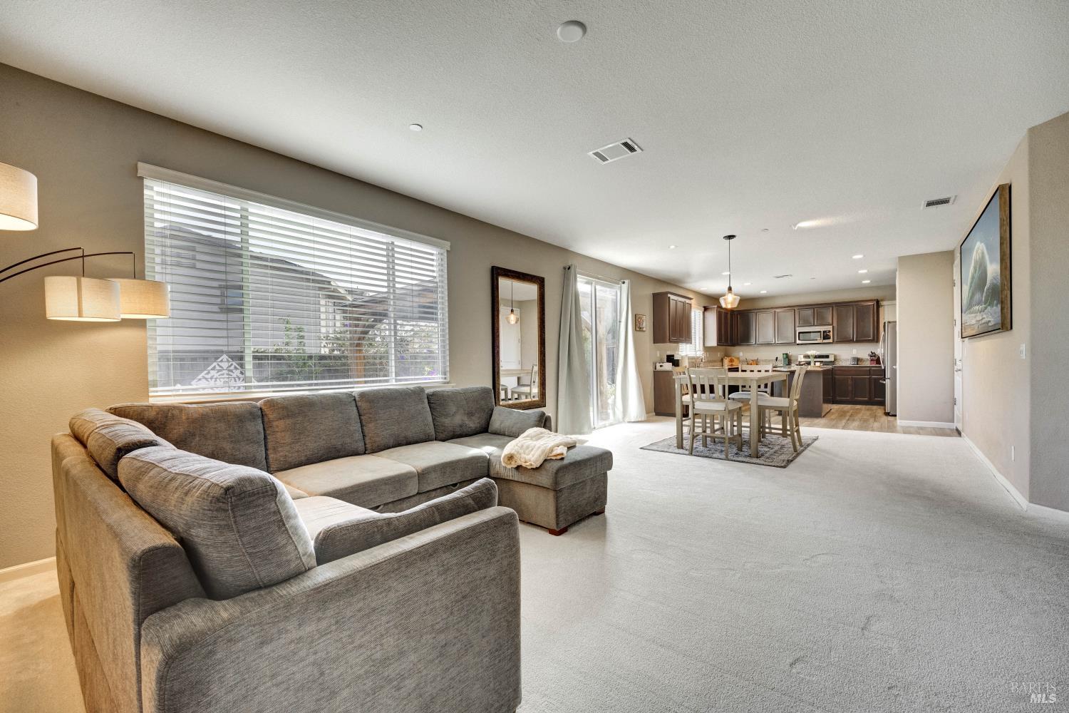 2189 Yellow Rose Circle Fairfield CA 94534