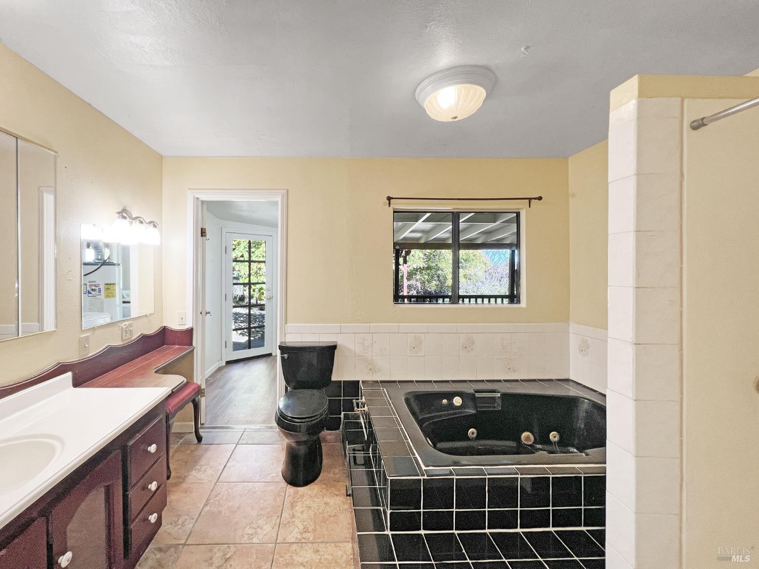1281 Tilton Road Sebastopol CA 95472