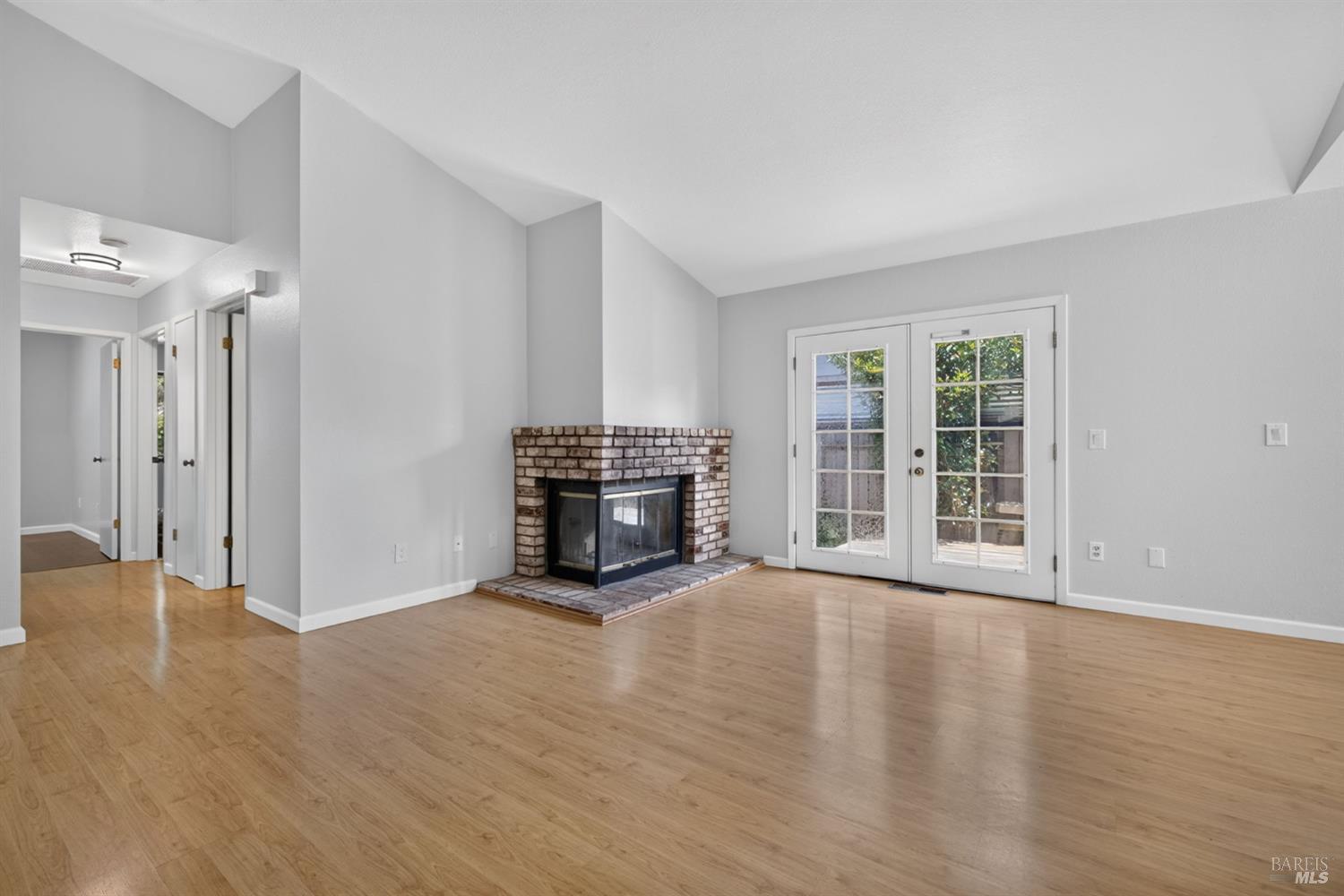 16 Ahlstrom Drive Cotati CA 94931