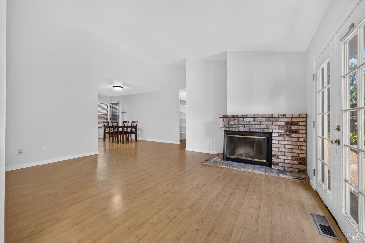 16 Ahlstrom Drive Cotati CA 94931