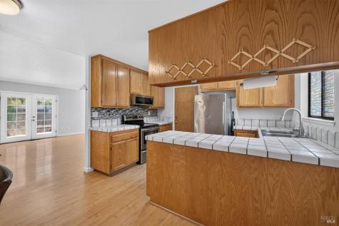 16 Ahlstrom Drive Cotati CA 94931