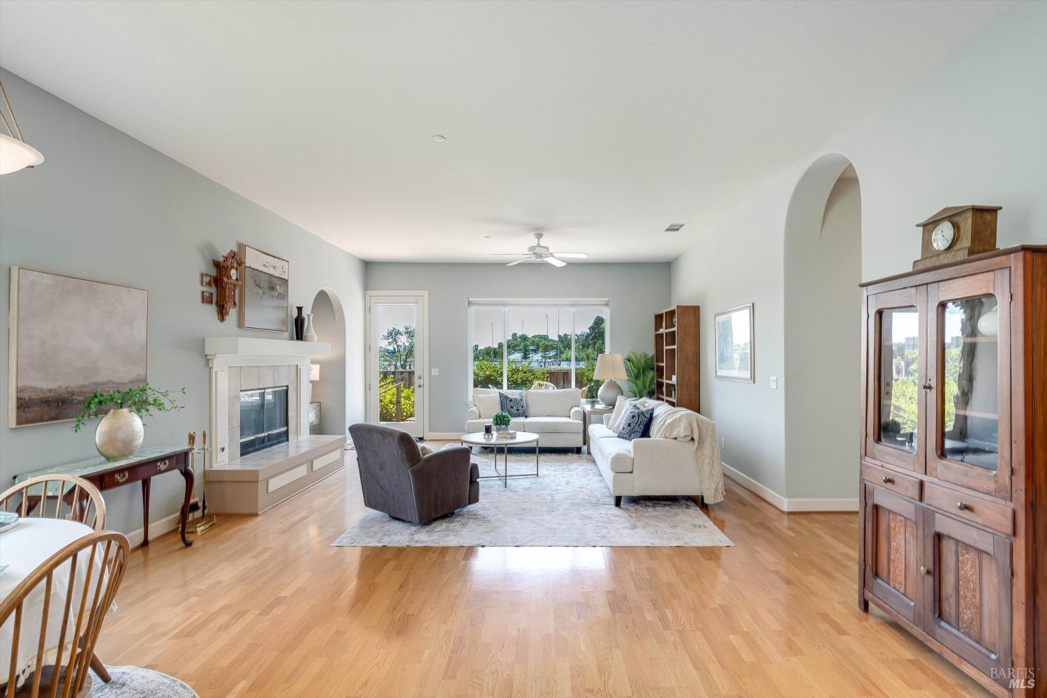 201 Macarthur Lane Sonoma CA 95476