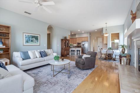 201 Macarthur Lane Sonoma CA 95476