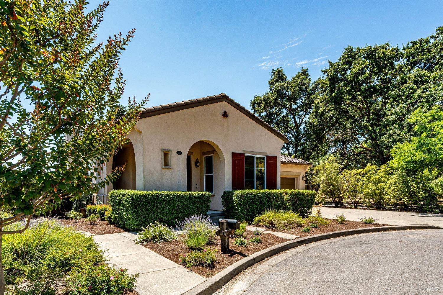 201 Macarthur Lane Sonoma CA 95476