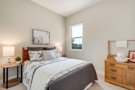 201 Macarthur Lane Sonoma CA 95476
