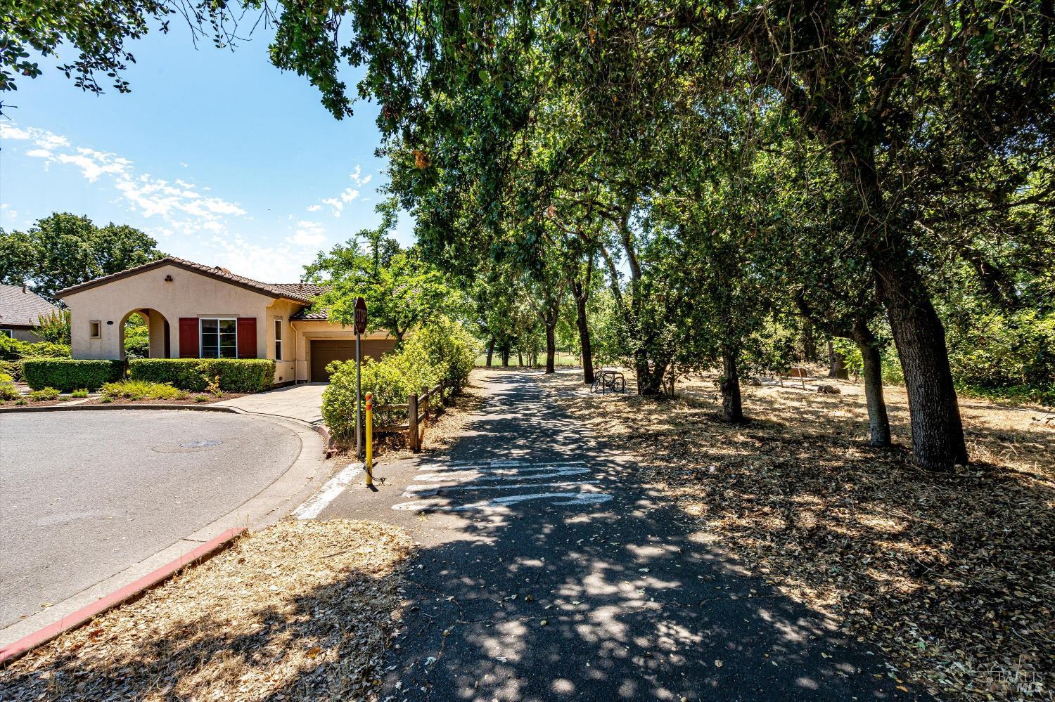 201 Macarthur Lane Sonoma CA 95476