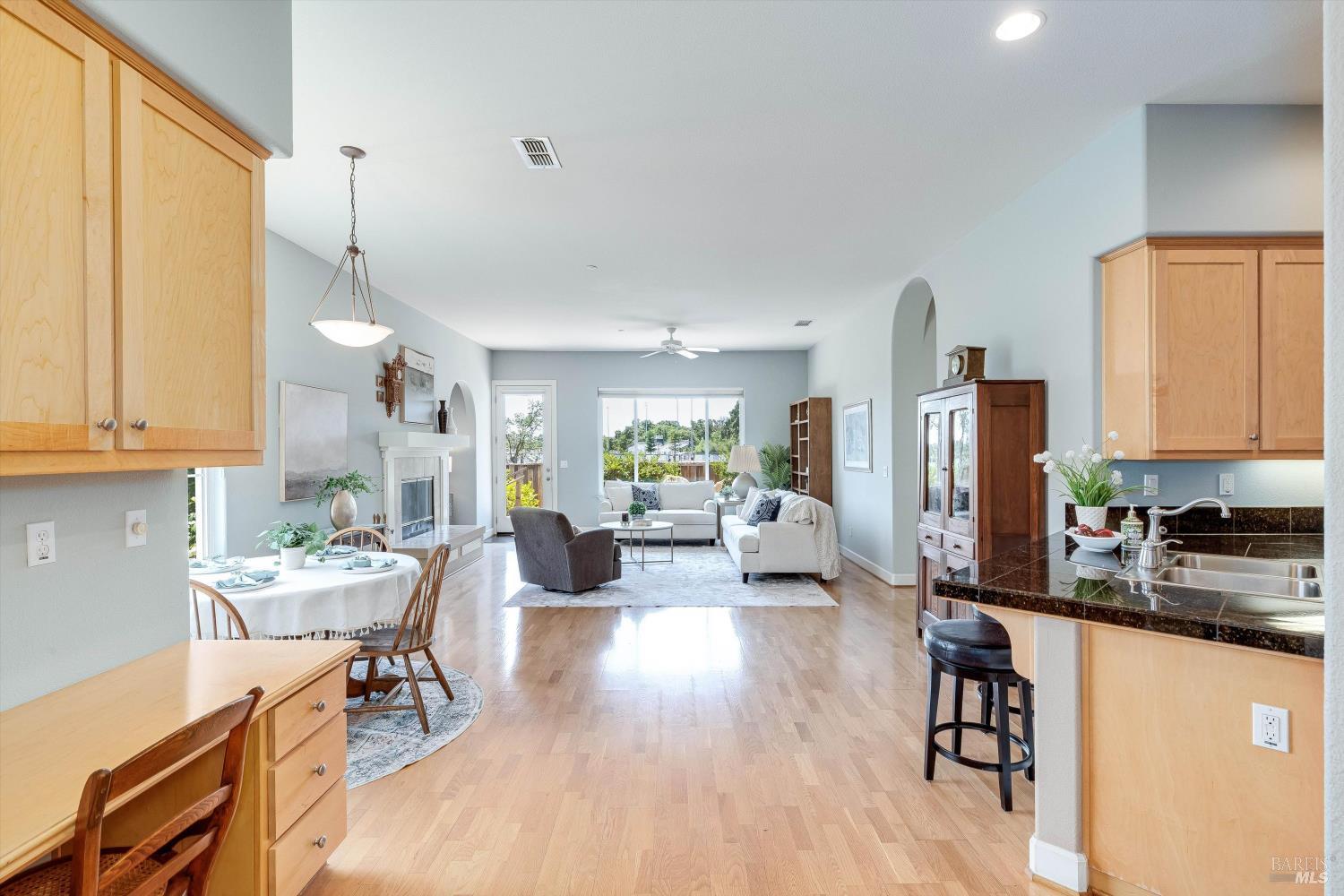 201 Macarthur Lane Sonoma CA 95476