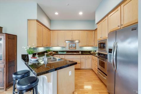 201 Macarthur Lane Sonoma CA 95476