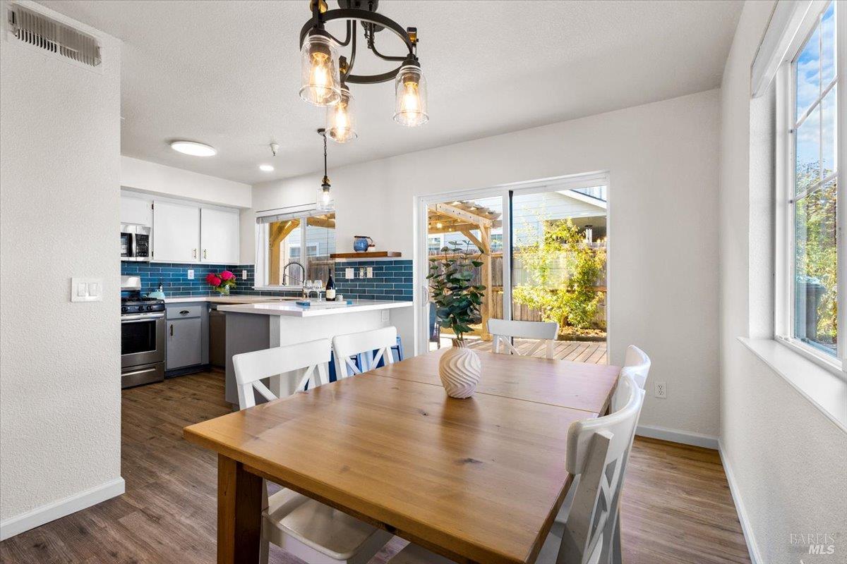 6312 Tristania Court Forestville CA 95436