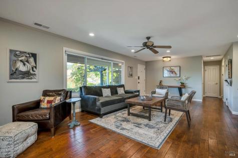 1389 Canyon Road Geyserville CA 95441