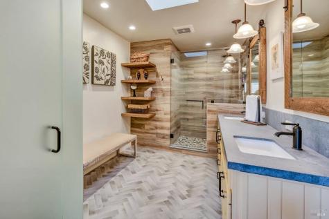 1389 Canyon Road Geyserville CA 95441