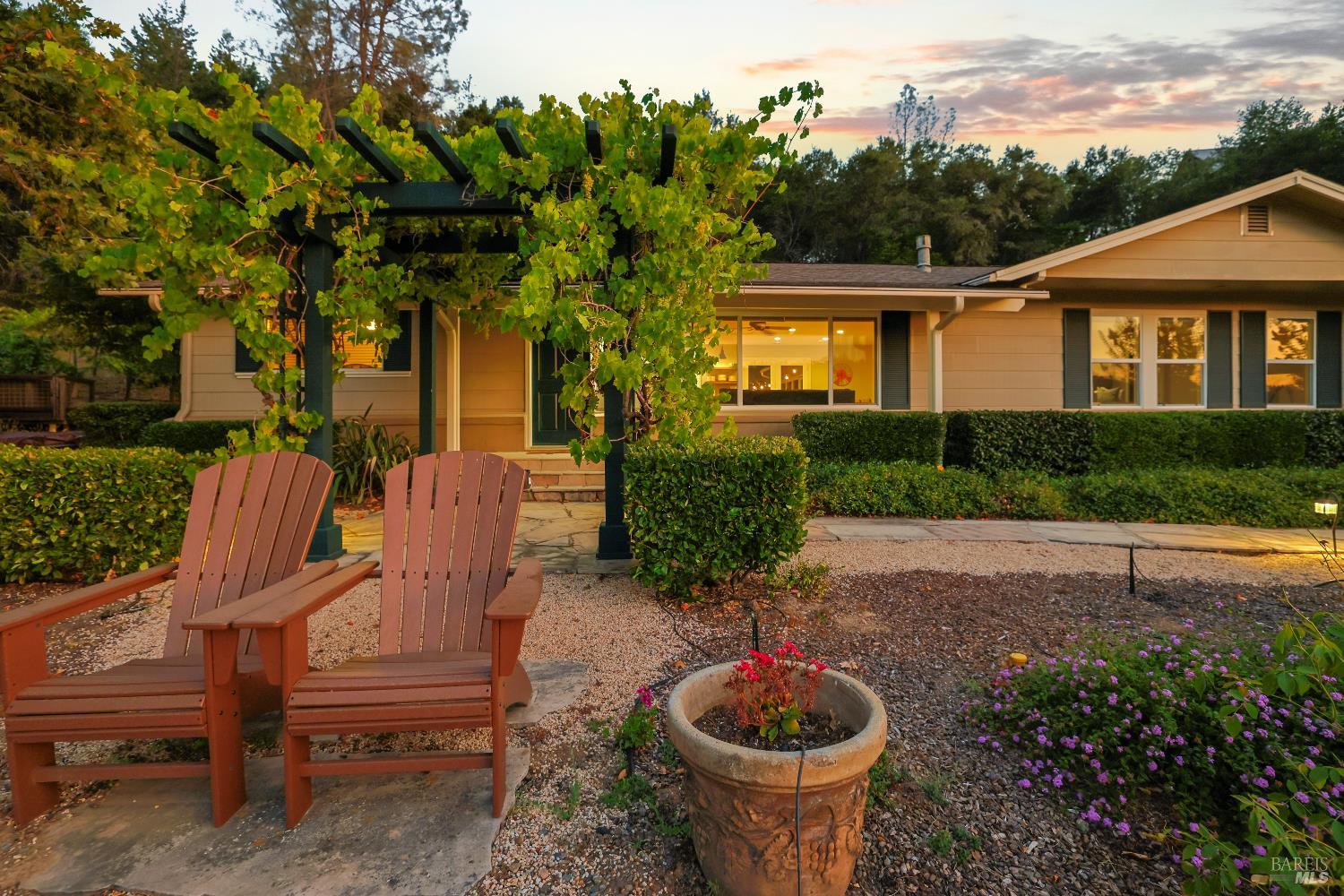1389 Canyon Road Geyserville CA 95441