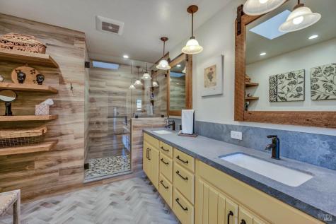 1389 Canyon Road Geyserville CA 95441