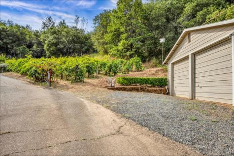 1389 Canyon Road Geyserville CA 95441