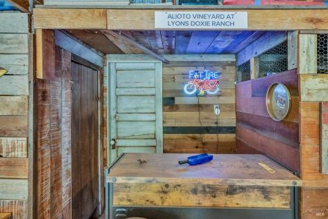 1389 Canyon Road Geyserville CA 95441