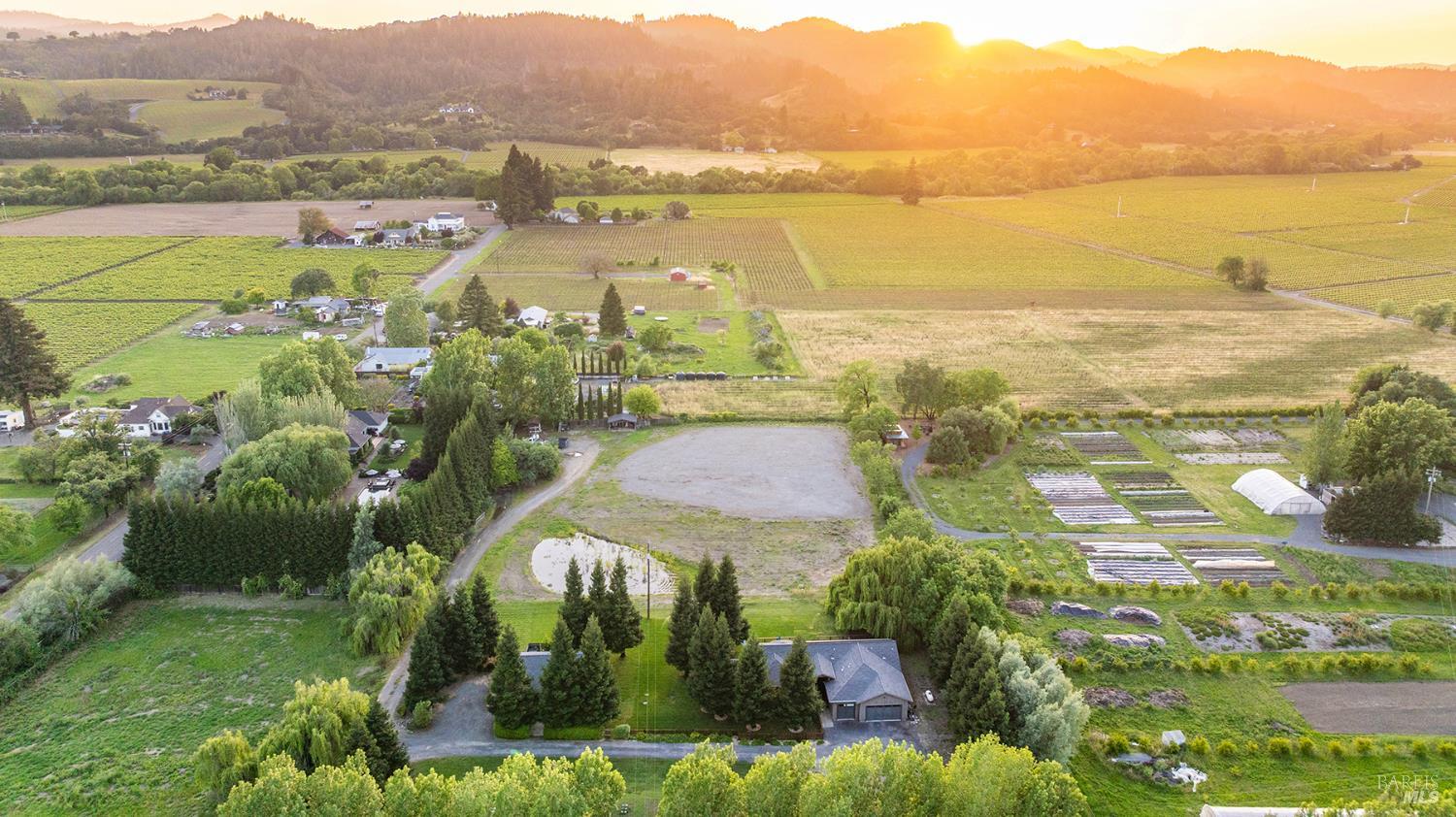 14631 Kinley Drive Healdsburg CA 95448