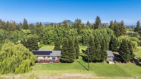 14631 Kinley Drive Healdsburg CA 95448