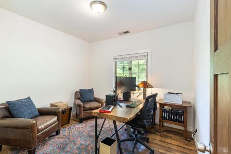 14631 Kinley Drive Healdsburg CA 95448
