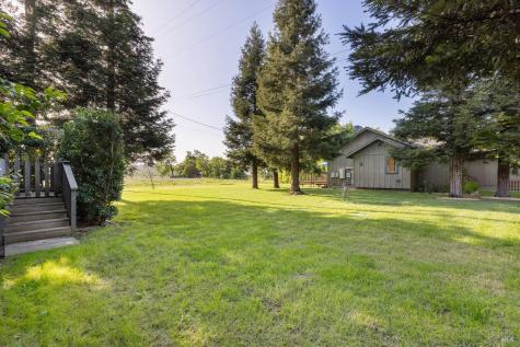 14631 Kinley Drive Healdsburg CA 95448