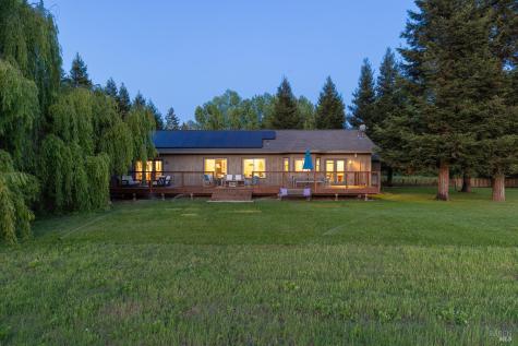 14631 Kinley Drive Healdsburg CA 95448