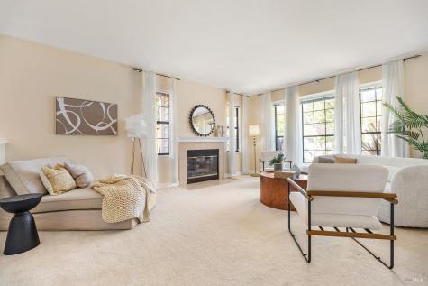 396 Sundance Way Novato CA 94945