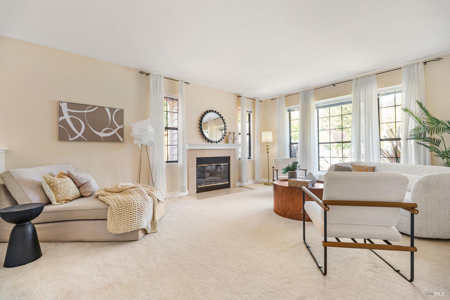 396 Sundance Way Novato CA 94945