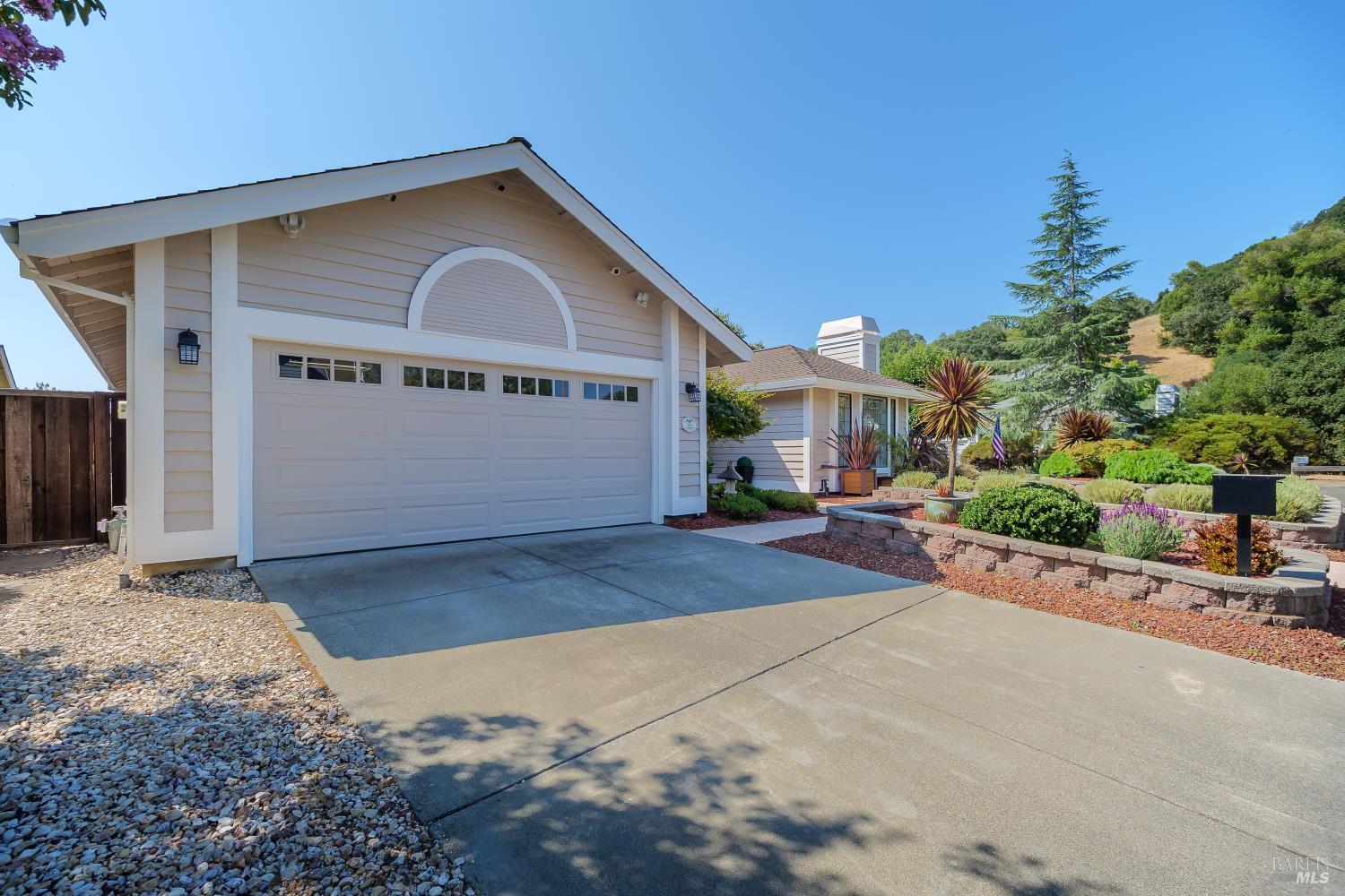 396 Sundance Way Novato CA 94945