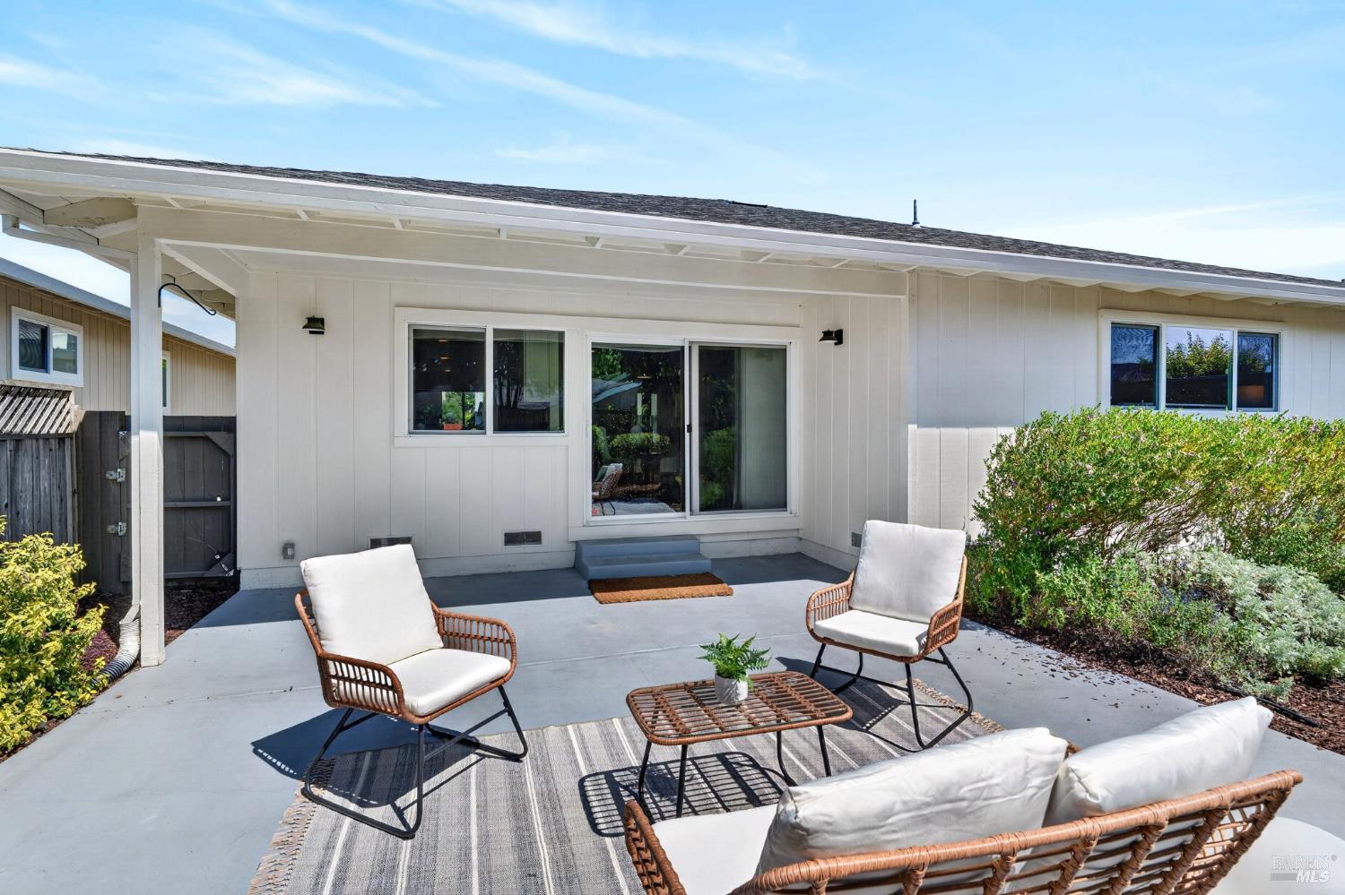 309 Mountain View Drive Healdsburg CA 95448