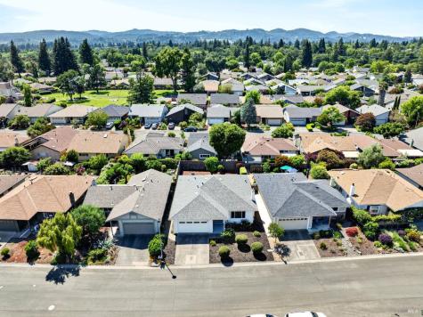 309 Mountain View Drive Healdsburg CA 95448