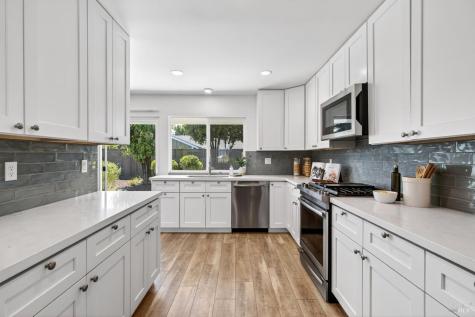 309 Mountain View Drive Healdsburg CA 95448