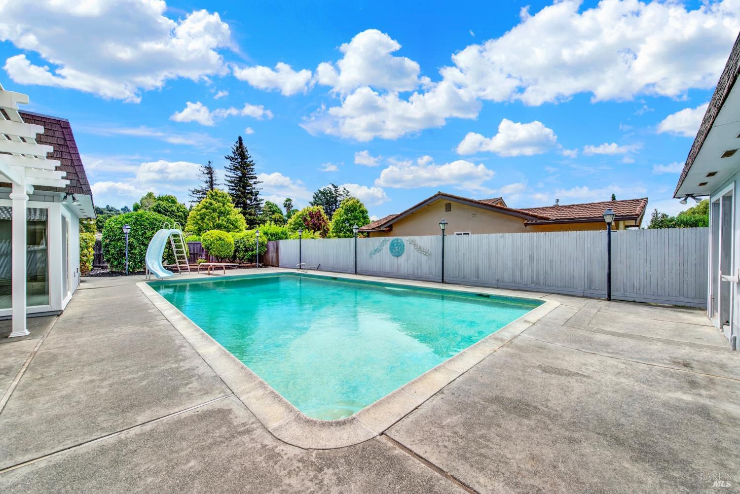 603 Via Palo Linda Fairfield CA 94534