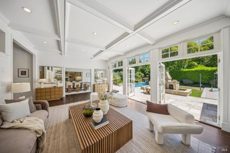 16 Sylvan Lane Ross CA 94957