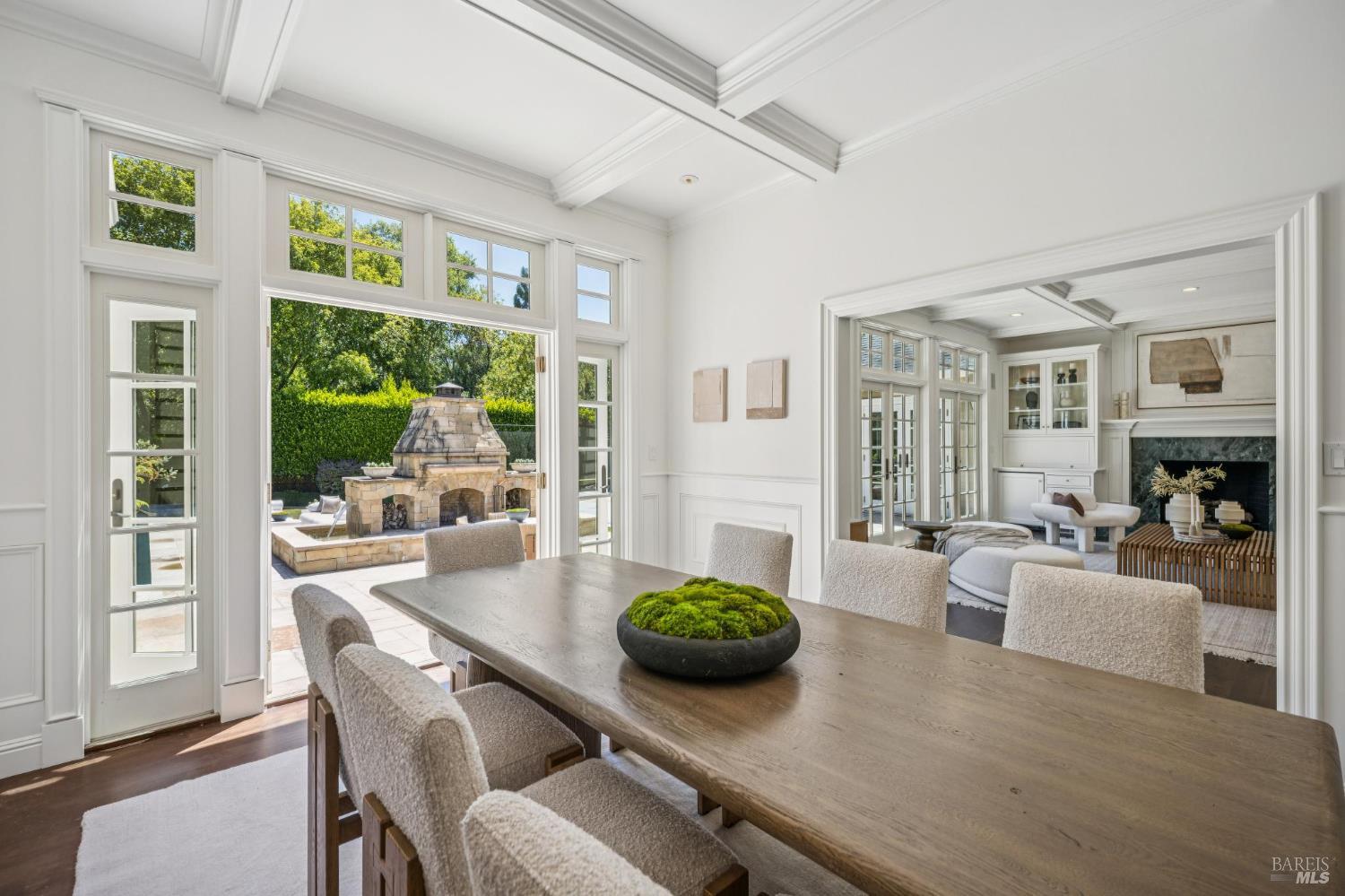 16 Sylvan Lane Ross CA 94957