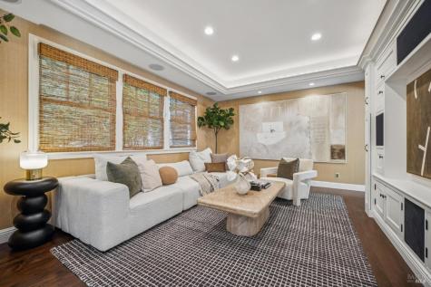 16 Sylvan Lane Ross CA 94957