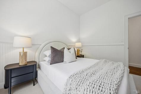 16 Sylvan Lane Ross CA 94957