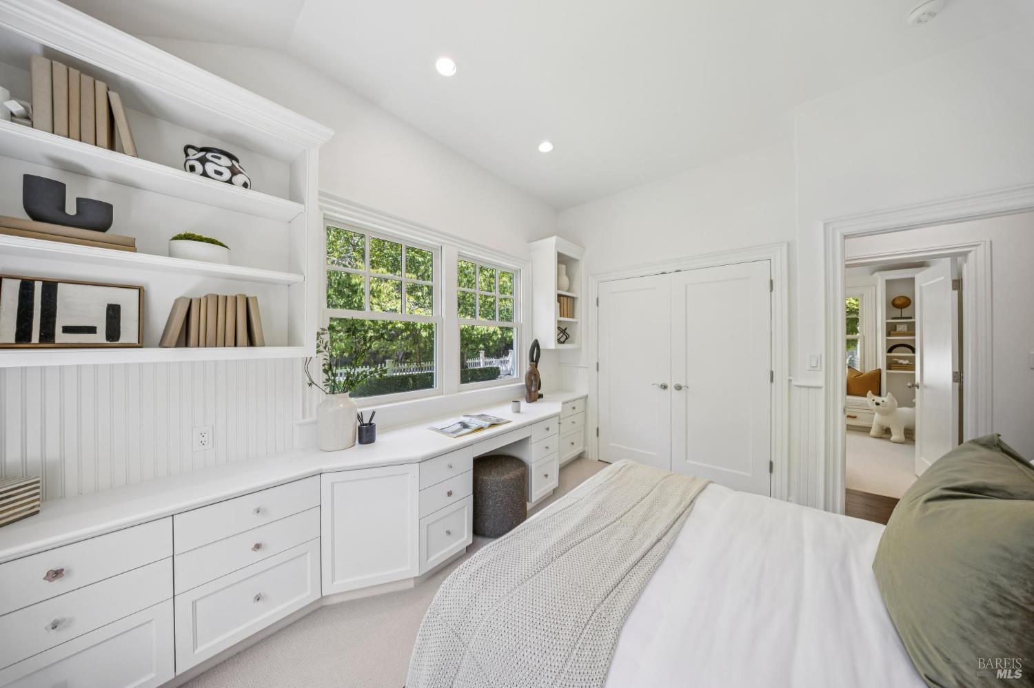 16 Sylvan Lane Ross CA 94957