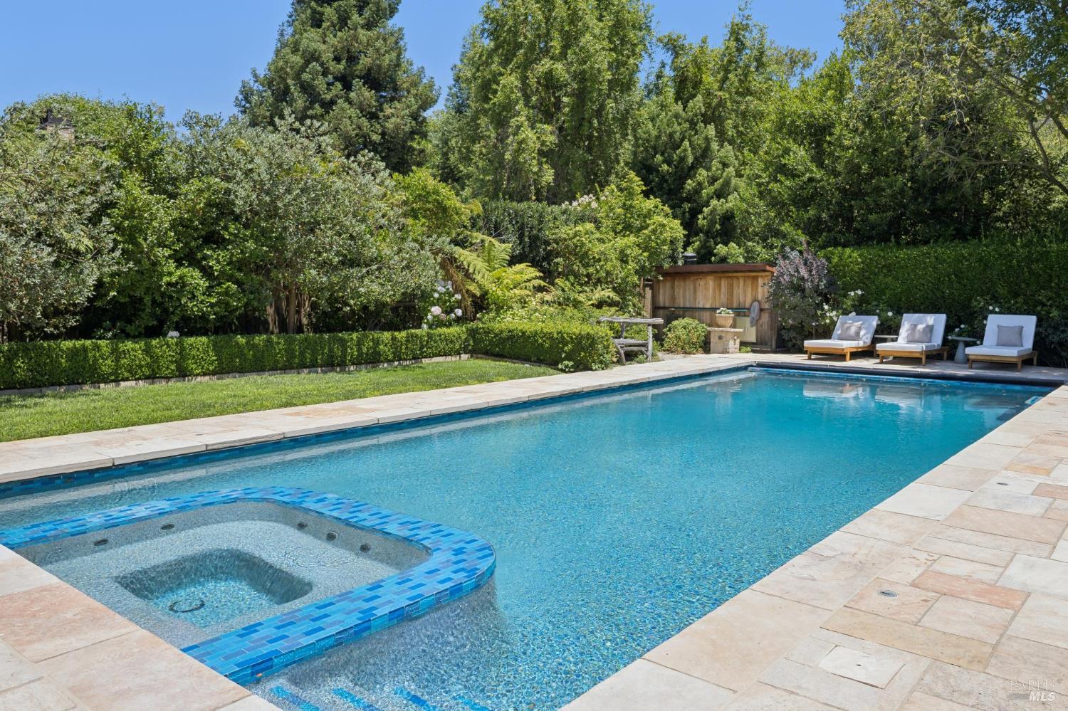 16 Sylvan Lane Ross CA 94957