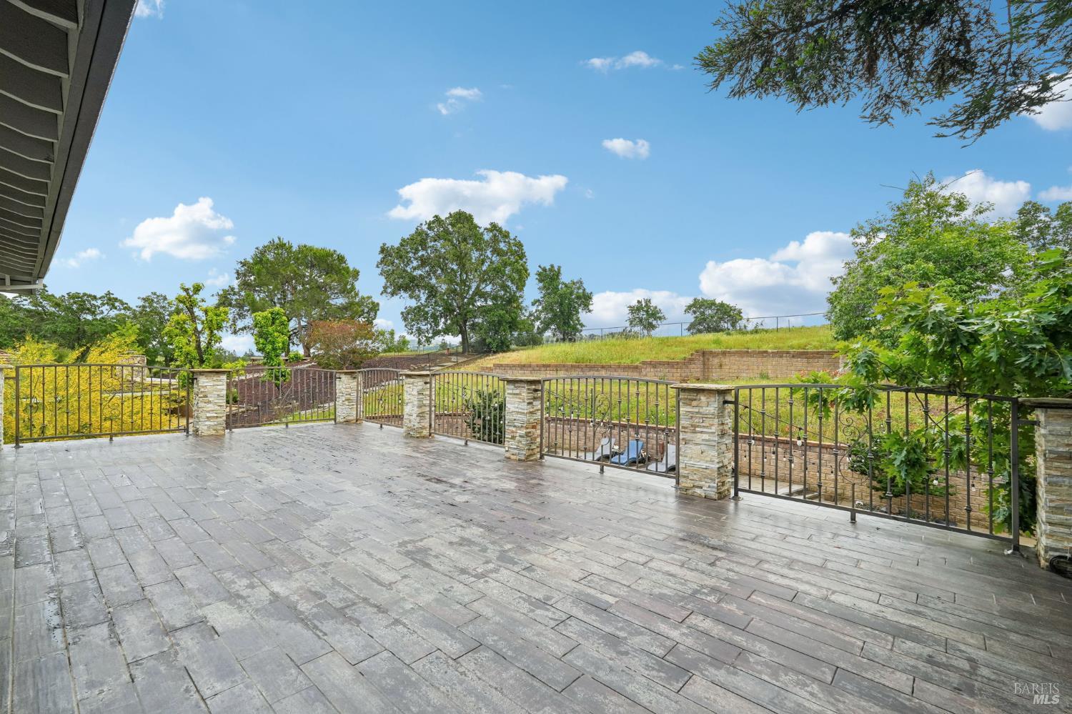 220 Hidden Valley Lane Vacaville CA 95688