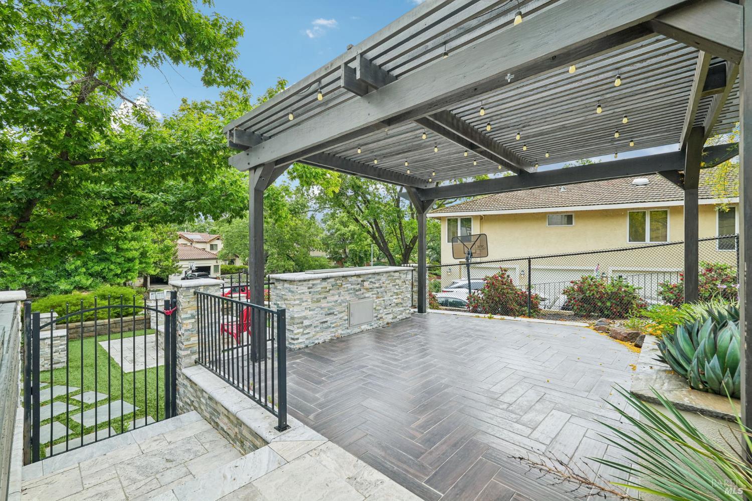 220 Hidden Valley Lane Vacaville CA 95688
