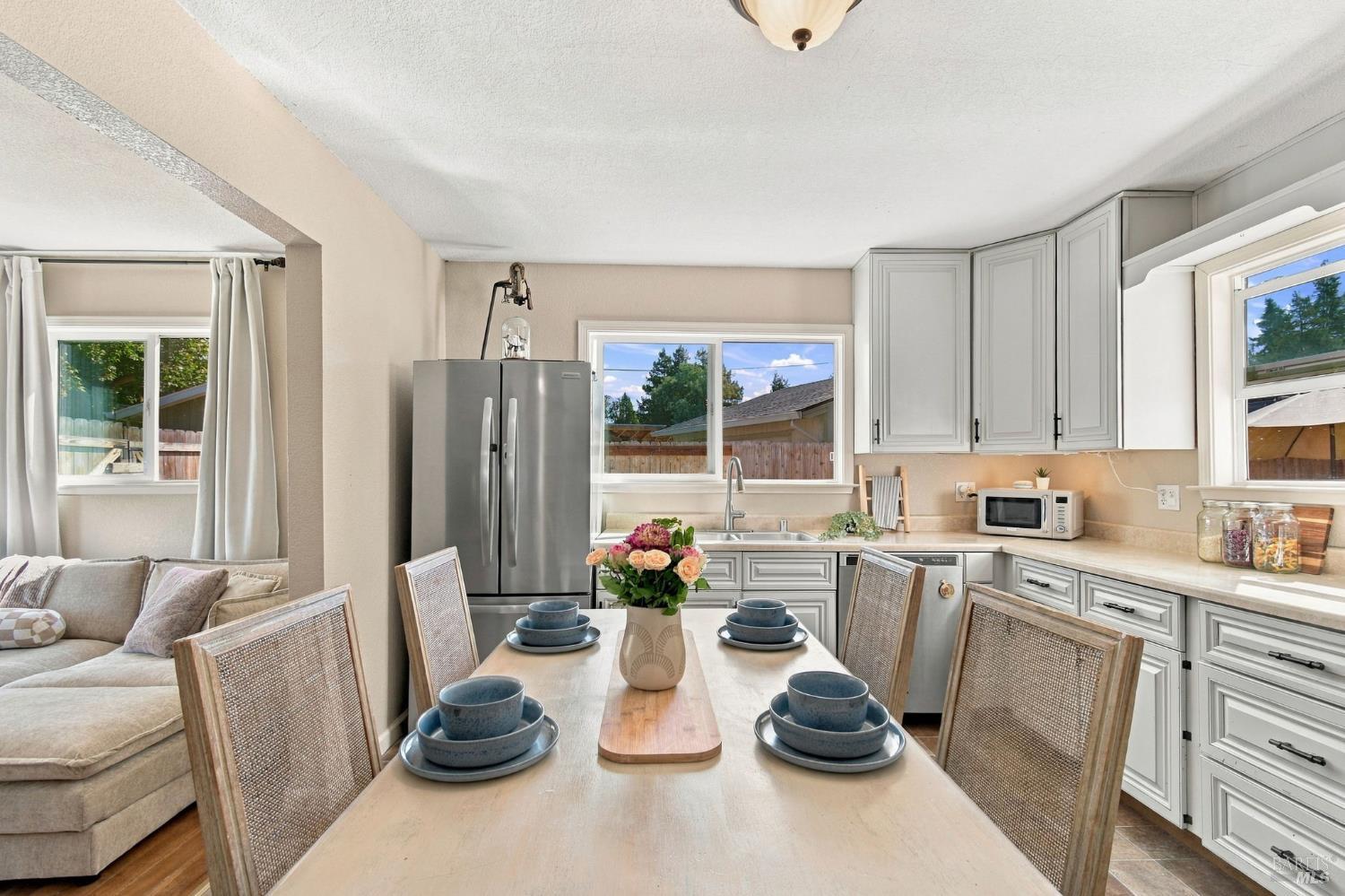 732 Blossom Way Santa Rosa CA 95401