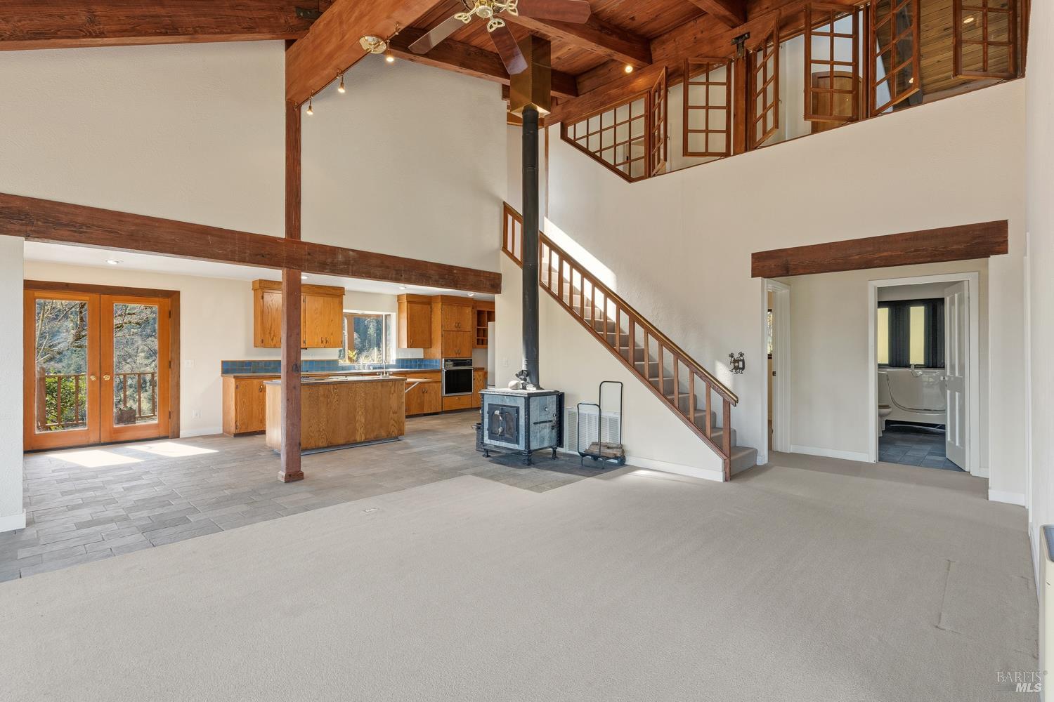 1411 Oak Knoll Road Ukiah CA 95482