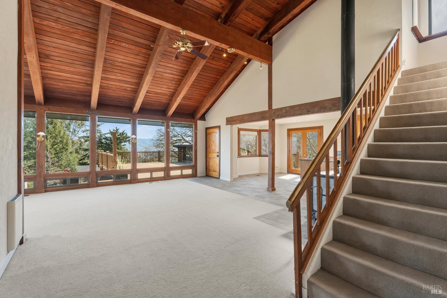 1411 Oak Knoll Road Ukiah CA 95482