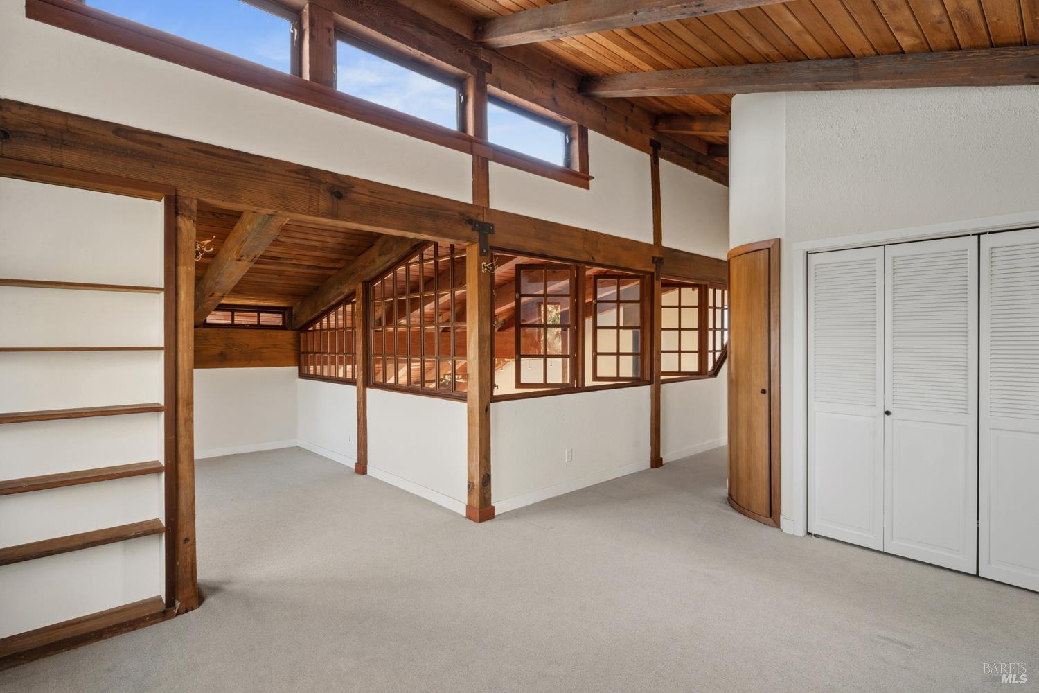 1411 Oak Knoll Road Ukiah CA 95482