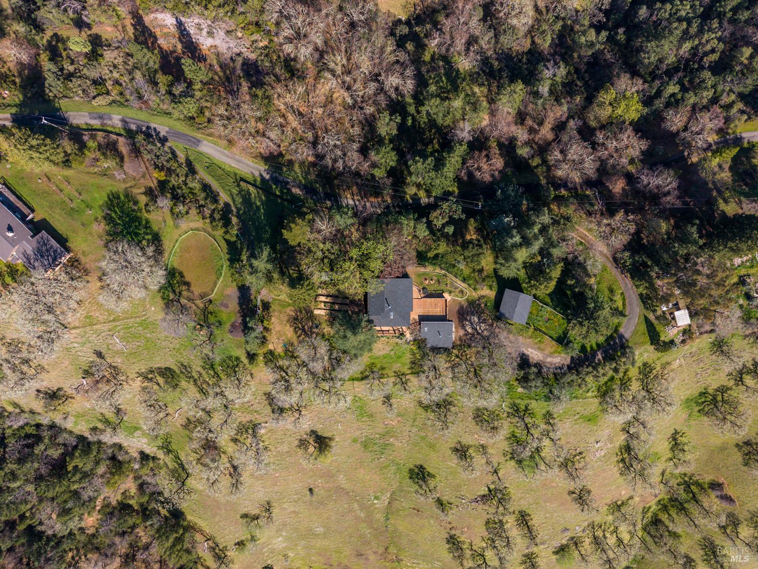 1411 Oak Knoll Road Ukiah CA 95482