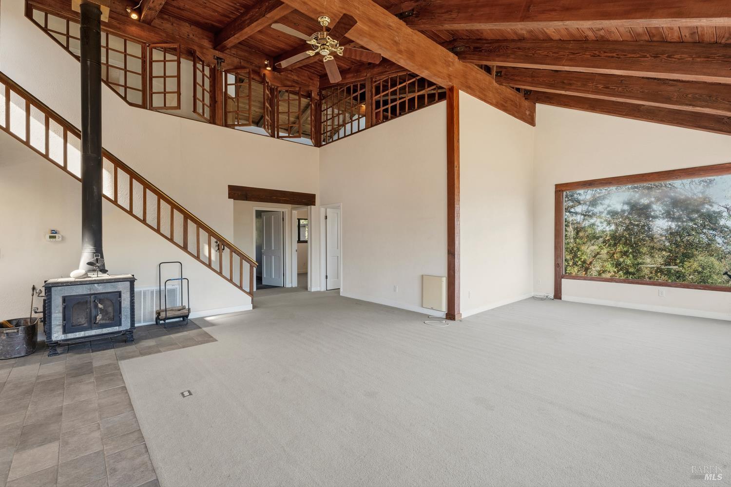 1411 Oak Knoll Road Ukiah CA 95482